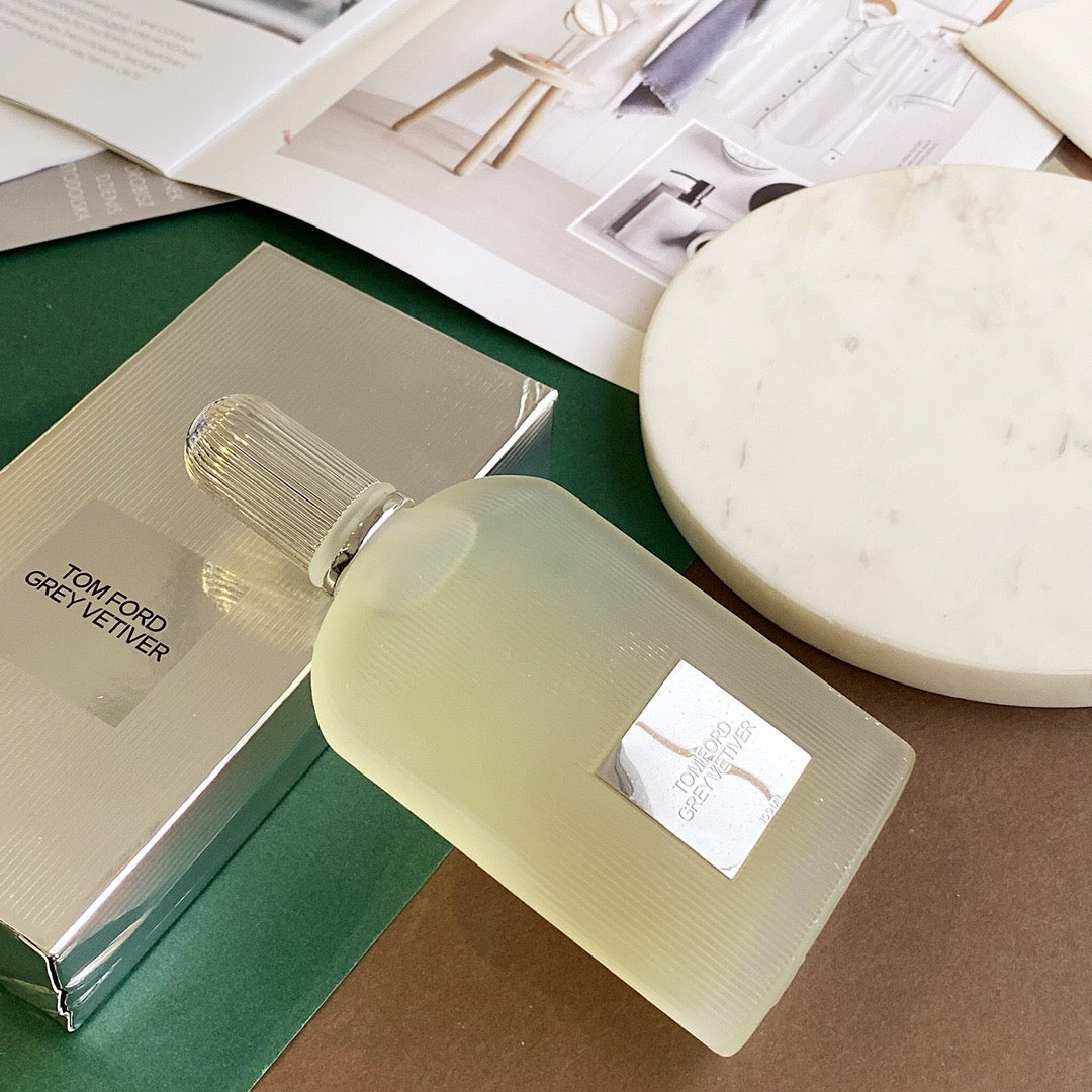 TOM FORD Grey Vetiver