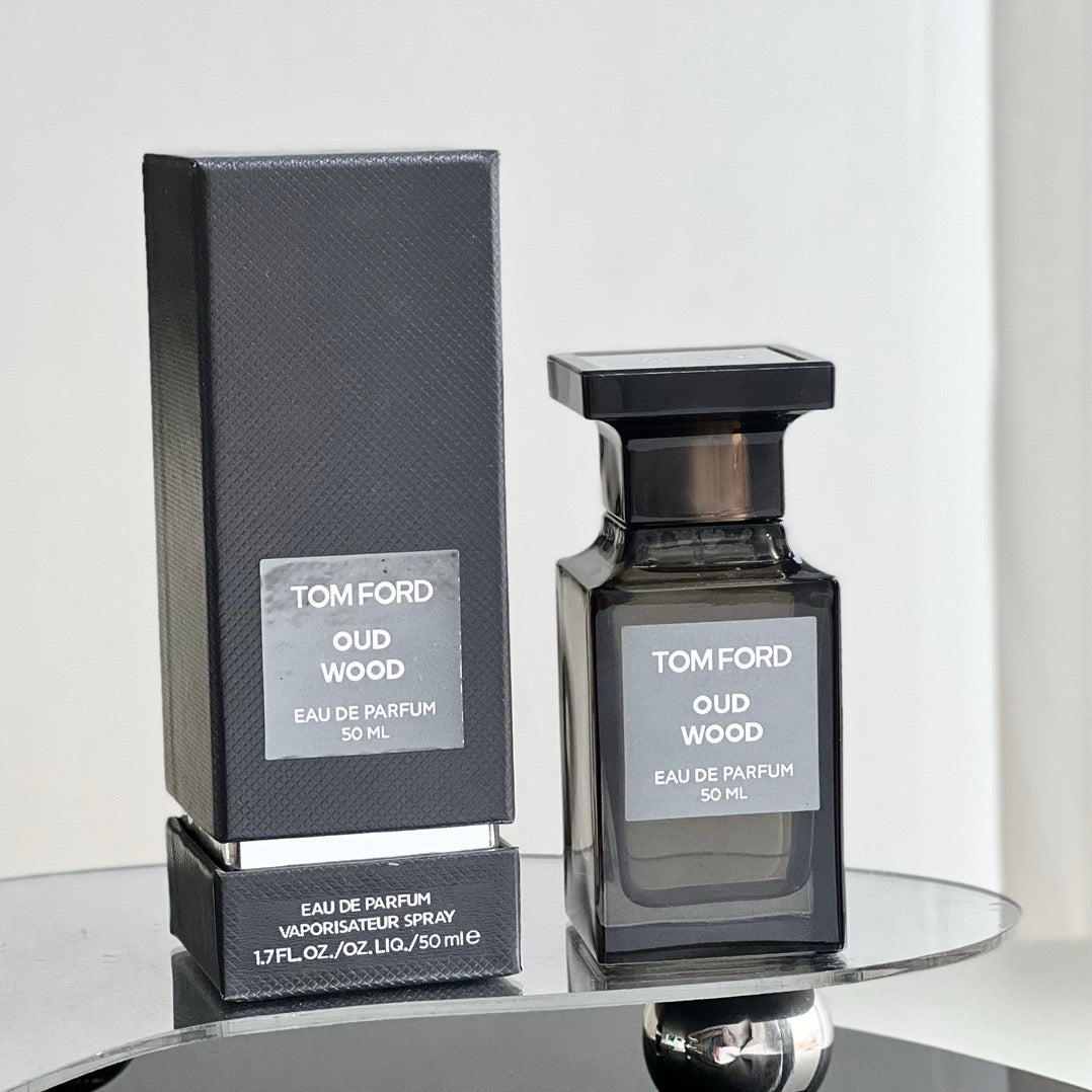 TOM FORD Oud Wood