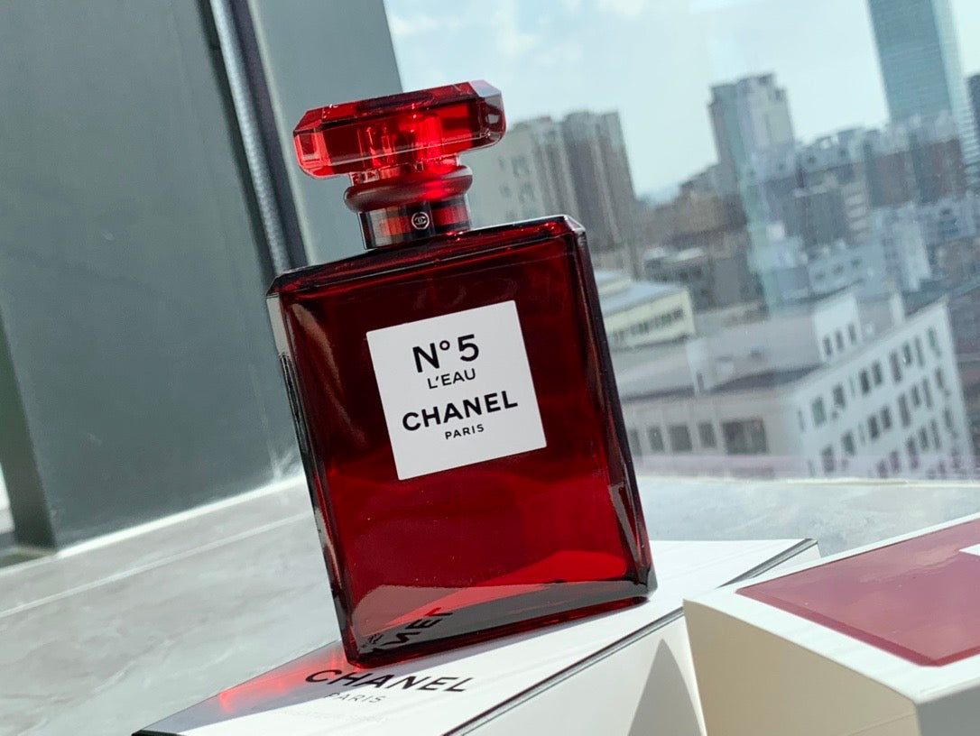 CHANEL NO. 5 Eau de Parfum Red Edition