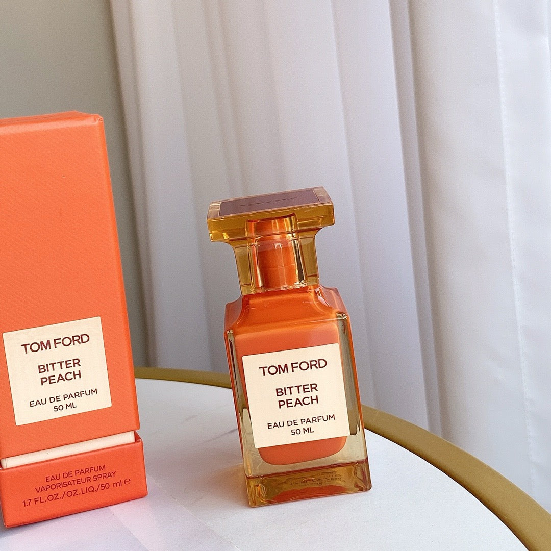 TOM FORD Bitter Peach