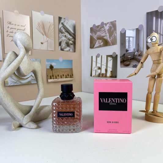 VALENTINO DONNA Born In Roma